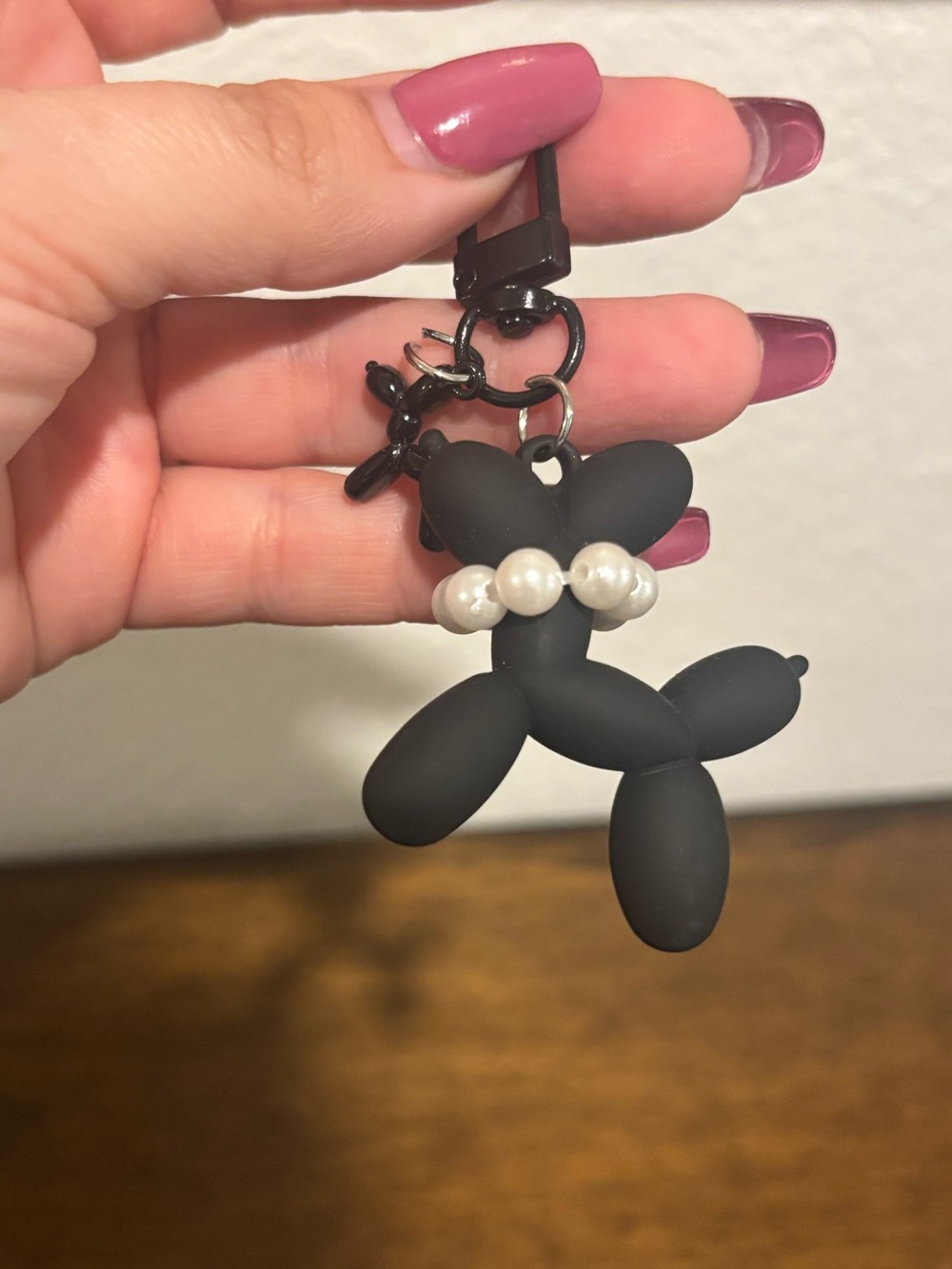 Black Balloon Dog Keychain with Faux Pearl Collar NWOT